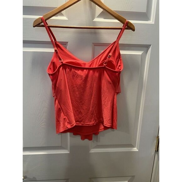 Bathing Suit Tops Lot Of 3 Women’s Size Small - Picture 4 of 6